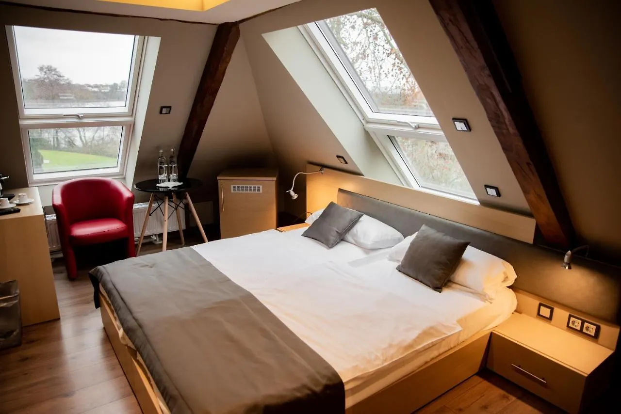 Hotel Zum grünen Baum Kelsterbach